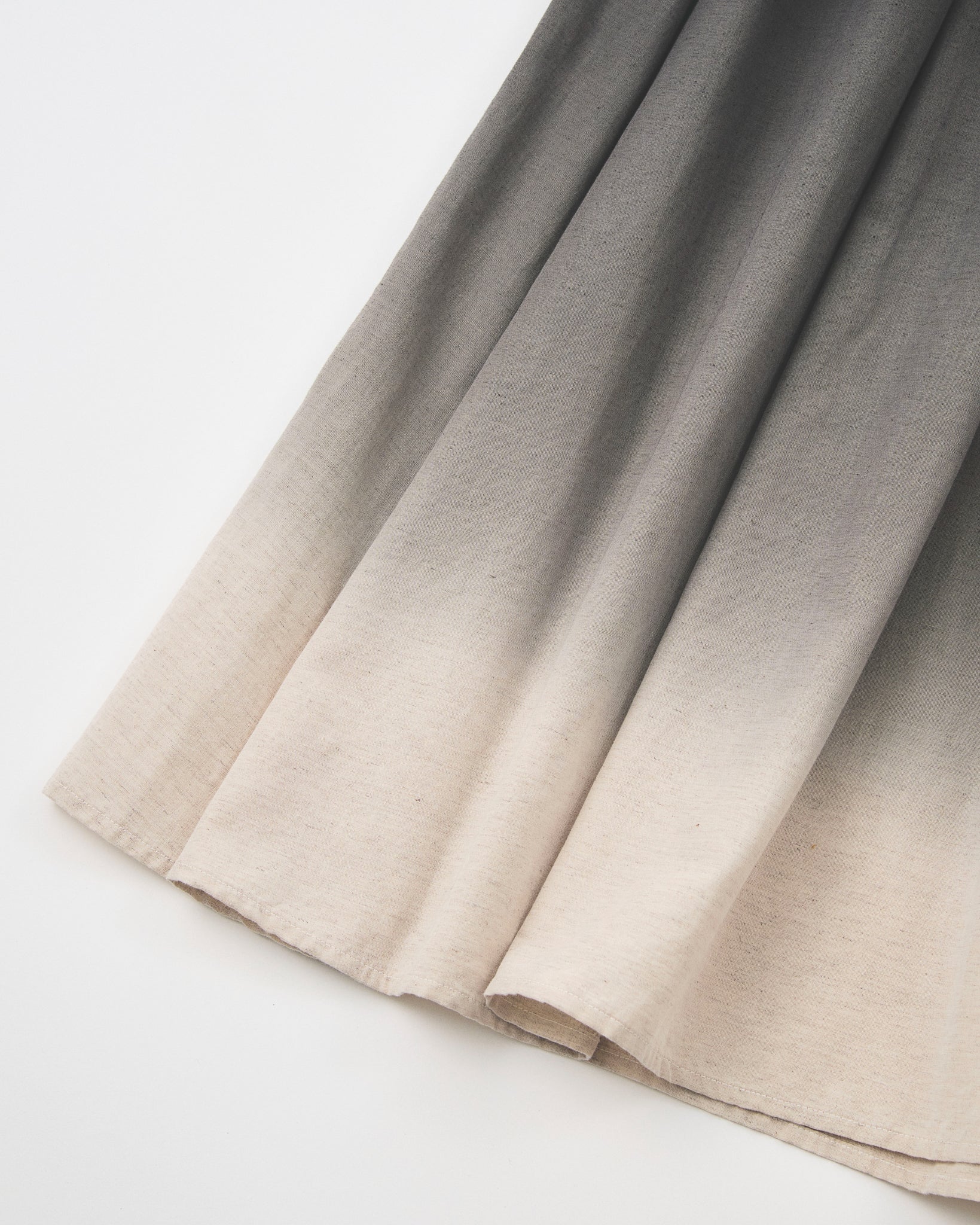 Organic Cotton × Linen Gradation Skirt #Charcoal